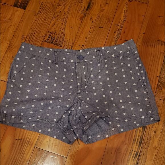 .BCG Women's pocket shorts. 2 front 2 back pockets. Size 12 Chambray blue color - Picture 2 of 6